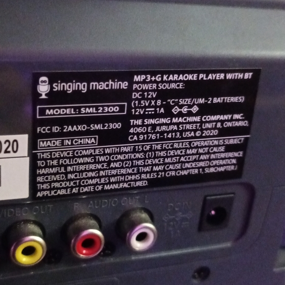 Singing Machine karaoke machine, mp3 player with BT. - Picture 9 of 9
